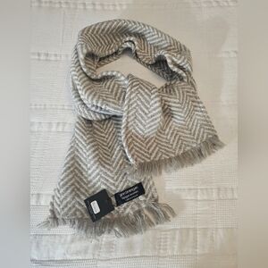 John Branigan Weavers Herringbone wool Scarf Gray NWT